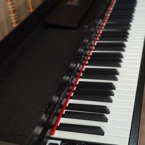 پیانو لومر 3 پداله